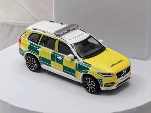 🇬🇧 Norev 1/43 Volvo XC90 London Ambulance Model