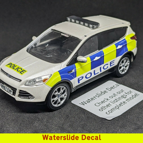 🇫🇷 Autocollant des services d'urgence pour les modèles Ford Kuga (2e génération)