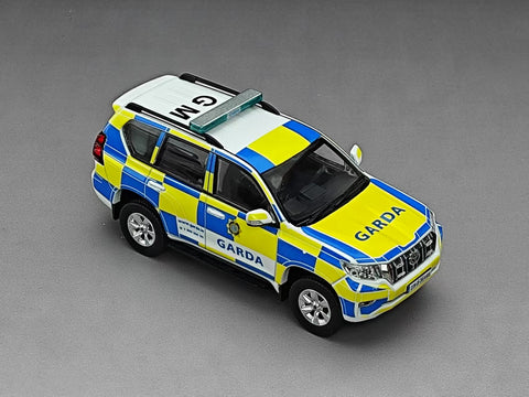 🇮🇪 Vitesse 1/43 Toyota Land Cruiser Ireland Police Model