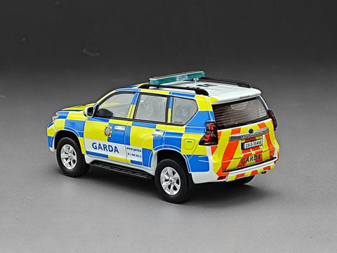 🇮🇪 Vitesse 1/43 Toyota Land Cruiser Ireland Police Model