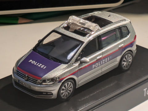 🇦🇹 Austrian Emergency Services Decal for Volkswagen Touran (2nd Gen) Models